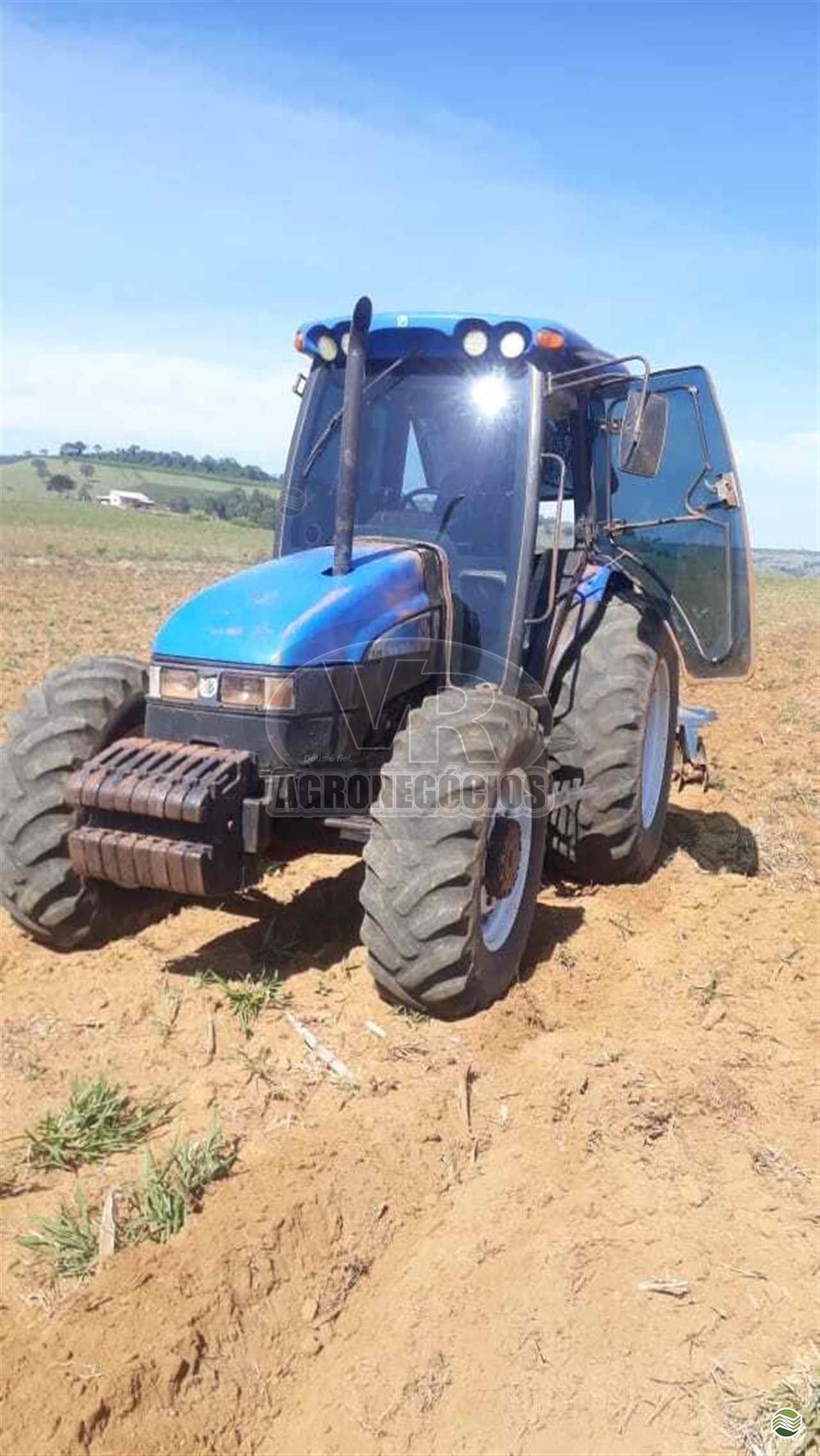 TRATOR NEW HOLLAND NEW TL 95 Tração 4x4 VR Agronegócios ARAXA MINAS GERAIS MG